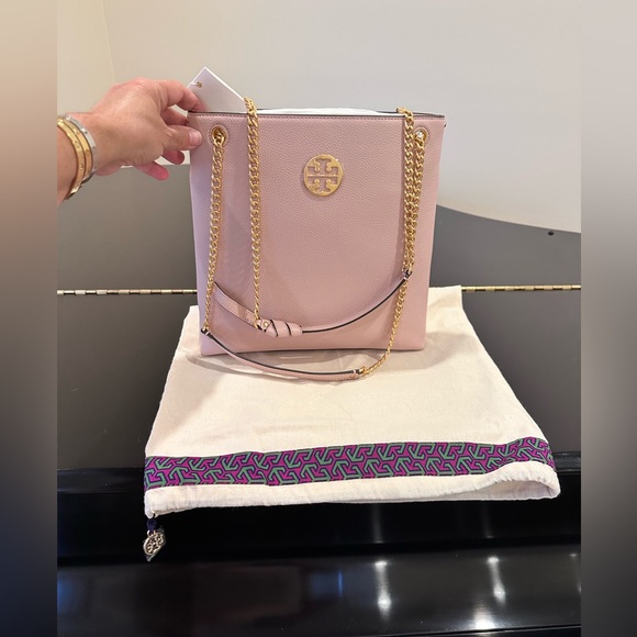 NWT Authentic Tory Burch Everly Swingpack/Bag/Crossbody - Picture 8 of 17